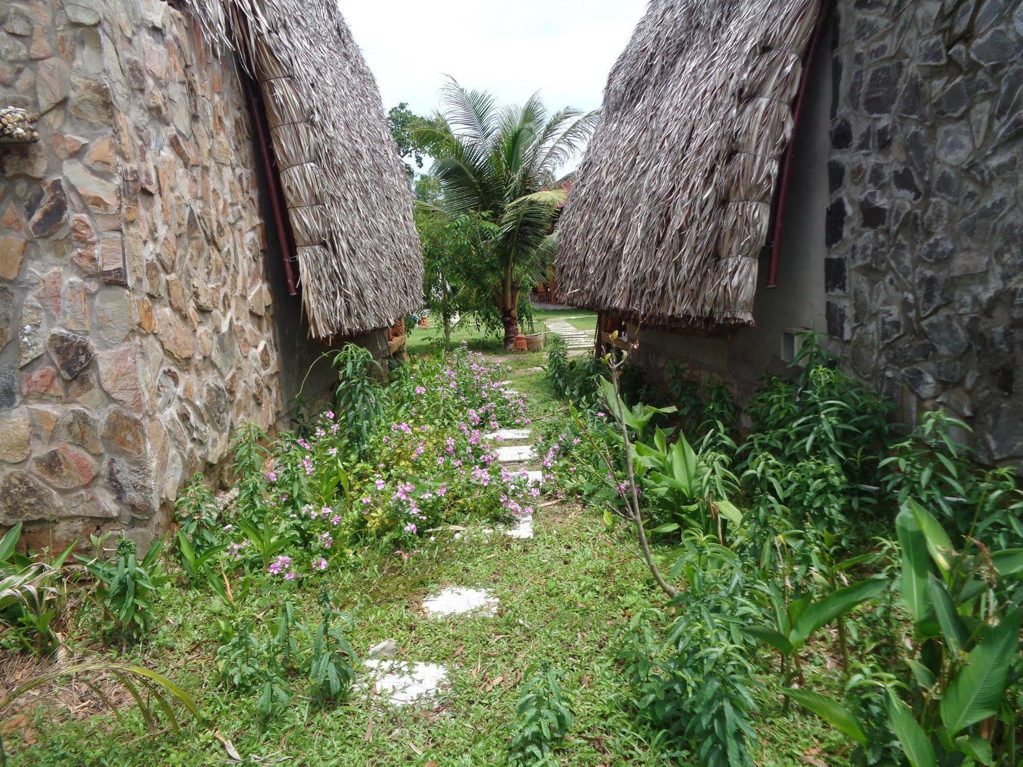 Ninila Fruit Farm Bungalow Phu Quoc Exterior foto